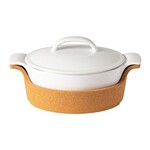 CASAFINA LIVING Ensemble Gift Oval Cov. Casserole w/ Cork Tray 12", White