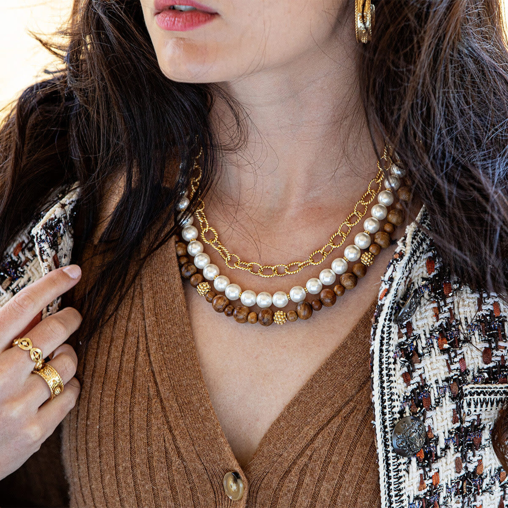 CAPUCINE DE WULF Earth Goddess Necklace with Teak/Pearls