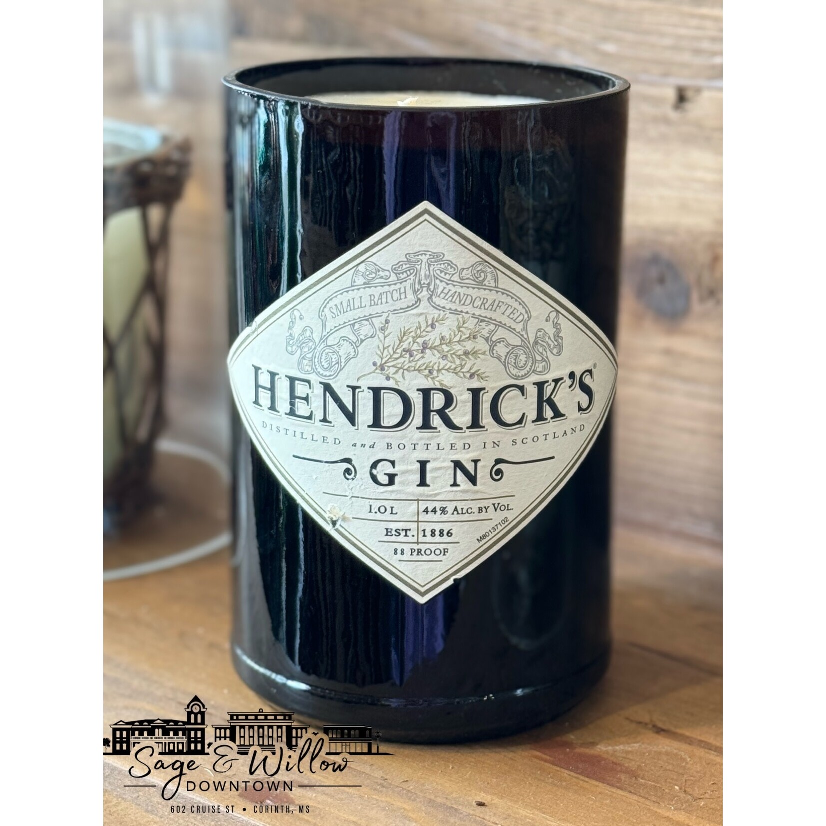 Lit Spirits Hendricks  001Gin  Black Coral Moss Candle