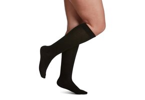 Traveno Travel Sock for Women 15-20mmHg Black