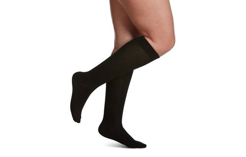 Traveno Travel Sock for Women 15-20mmHg Black