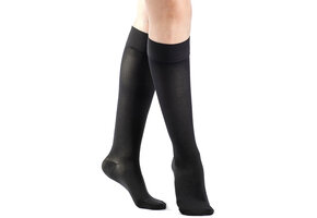 Essential Opaque For Women Knee High 20-30 mmHg