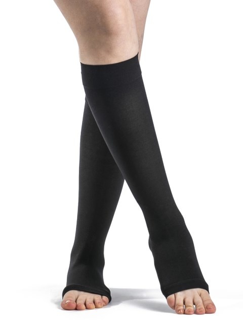 Essential Opaque For Women Knee High 20-30 mmHg Large Long Black99 S/Grip Top