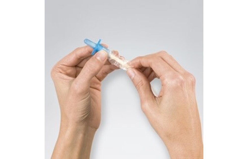 VAPRO TOUCH-FREE INTERMITTENT CATHETER, 12FR, 16IN, COUDE BX/30