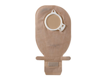 ASSURA OPAQUE DRAINABLE POUCH WITH EASICLOSE, FLANGE SIZE 2 3/8IN (60MM) BX/10