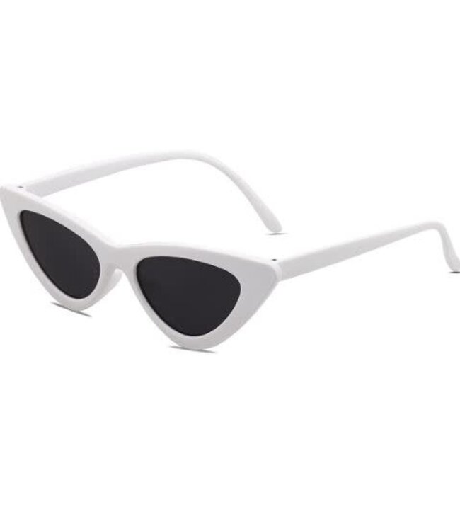 SAREBYS BEAUTY SUPPLY CAT EYE SUNGLASSES WHITECOLOR