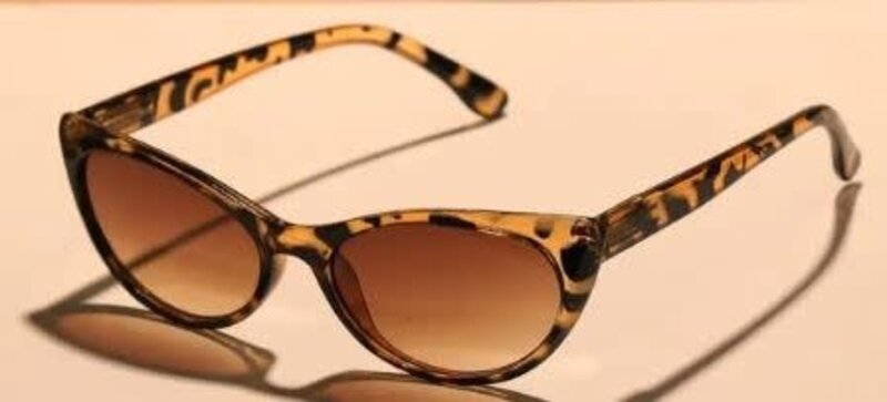 SAREBYS BEAUTY SUPPLY CAT EYE SUN GLASSES LEOPARD PRINT COLOR