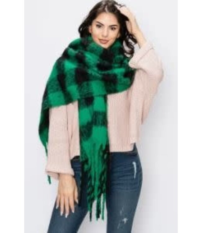 SAREBYS BEAUTY SUPPLY PLAID  PATTERN FRINGE SCARF