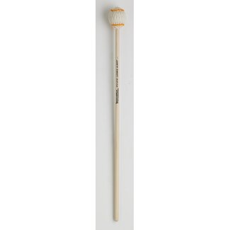 Innovative Percussion Innovative Percussion - IP3107B - Hard Marimba Mallets - Off-White Yarn - Birch