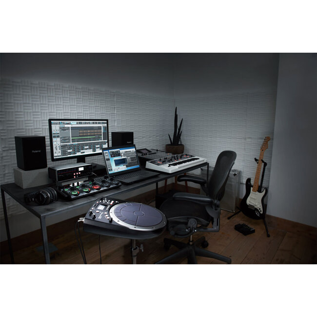 Roland - HPD-20 - HandSonic Percussion Controller