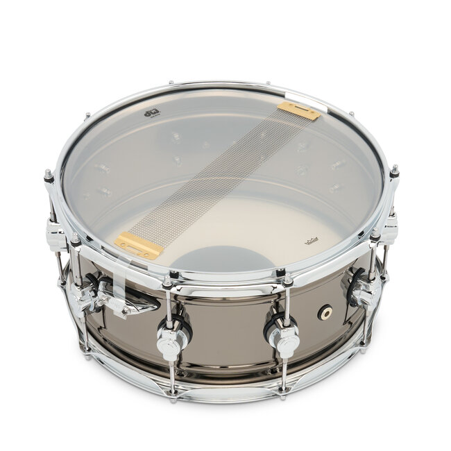 DW - DDSD6514BNCR - Design Snare 6.5X14 Black Nickel Over Brass