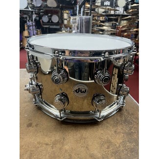 DW DW - DCMR10814SCX711 - Nickel over Brass Snare Drum 8x14, Chrome Hardware