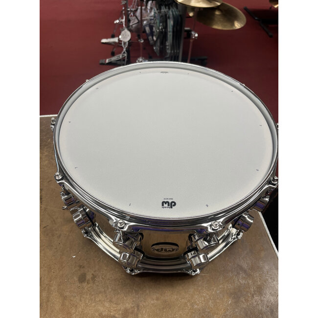 DW - DCMR10814SCX711 - Nickel over Brass Snare Drum 8x14, Chrome Hardware