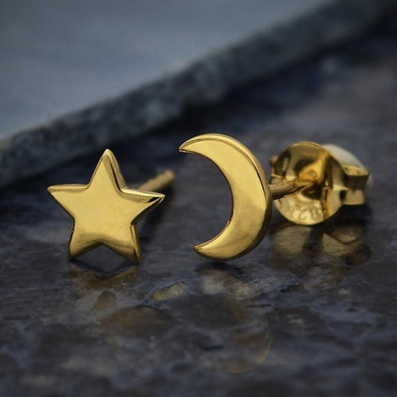 Star89 14K Shiny Gold Plated Star and Moon Post Earrings 7x5mm