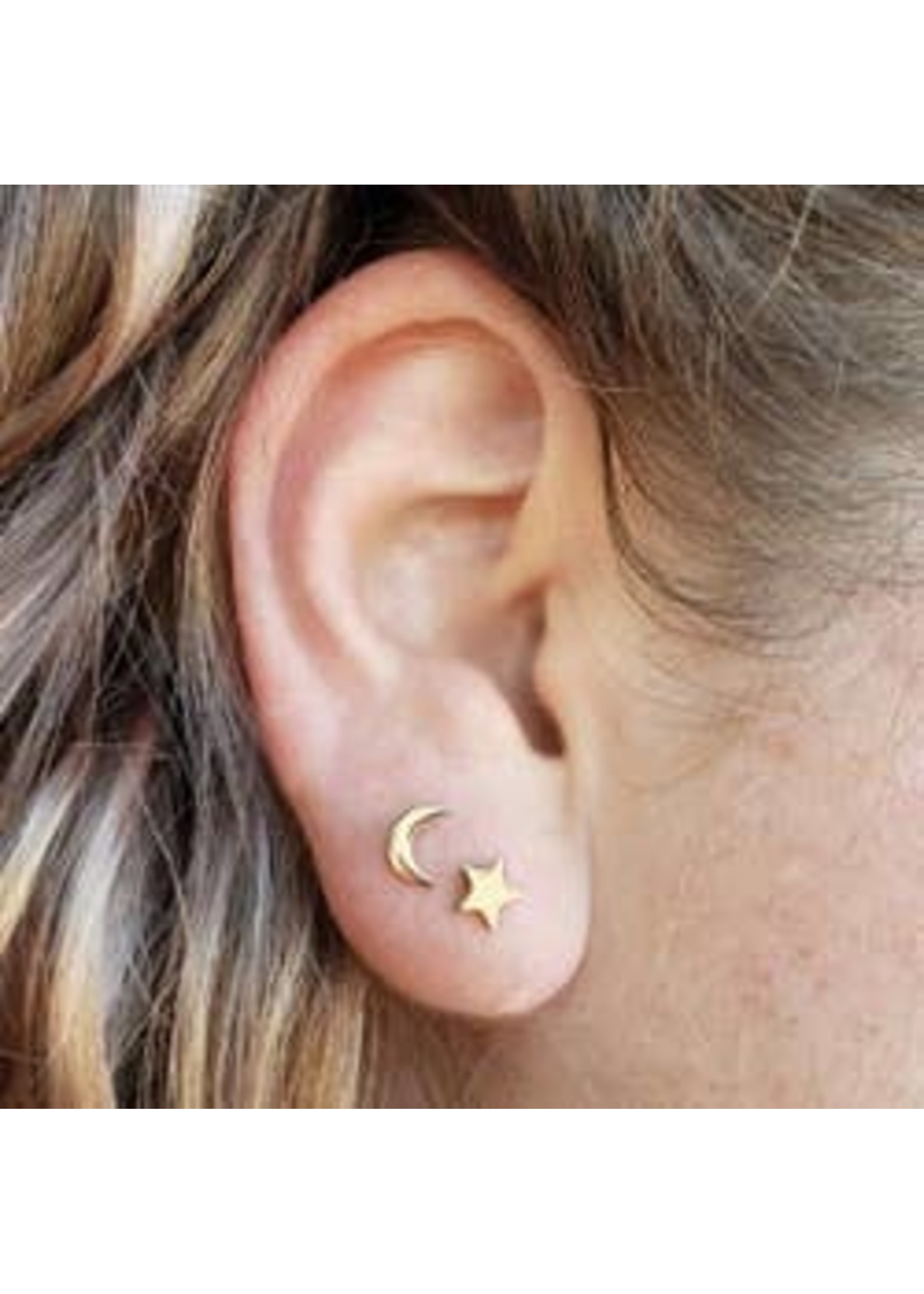 Star89 14K Shiny Gold Plated Star and Moon Post Earrings 7x5mm