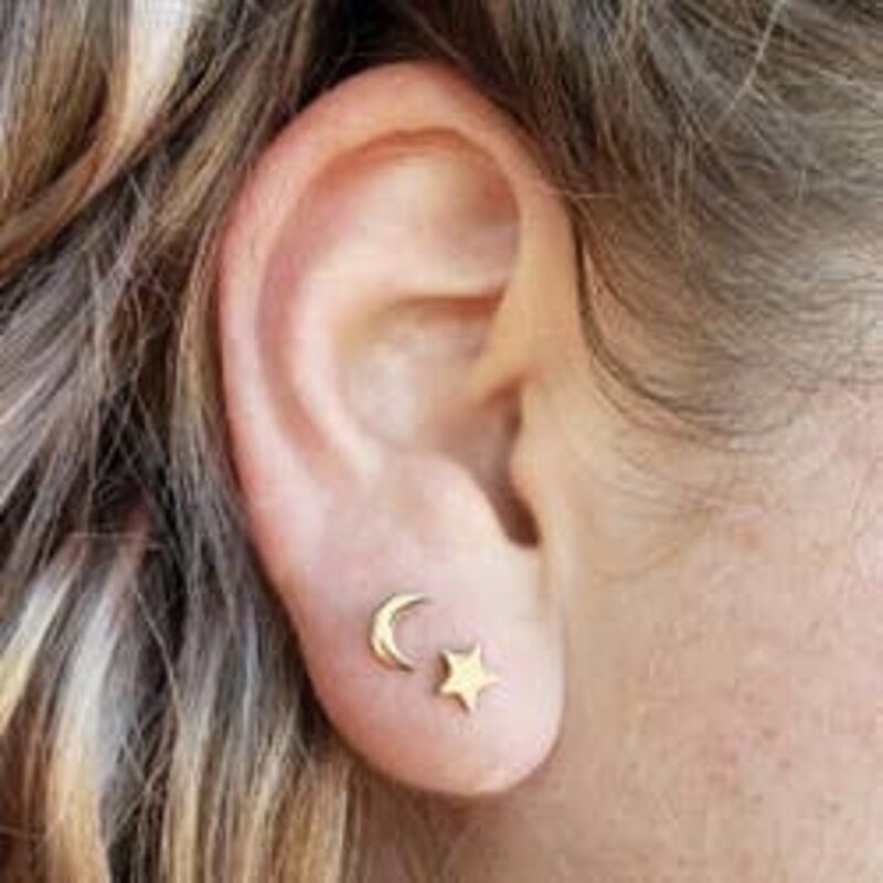 Star89 14K Shiny Gold Plated Star and Moon Post Earrings 7x5mm