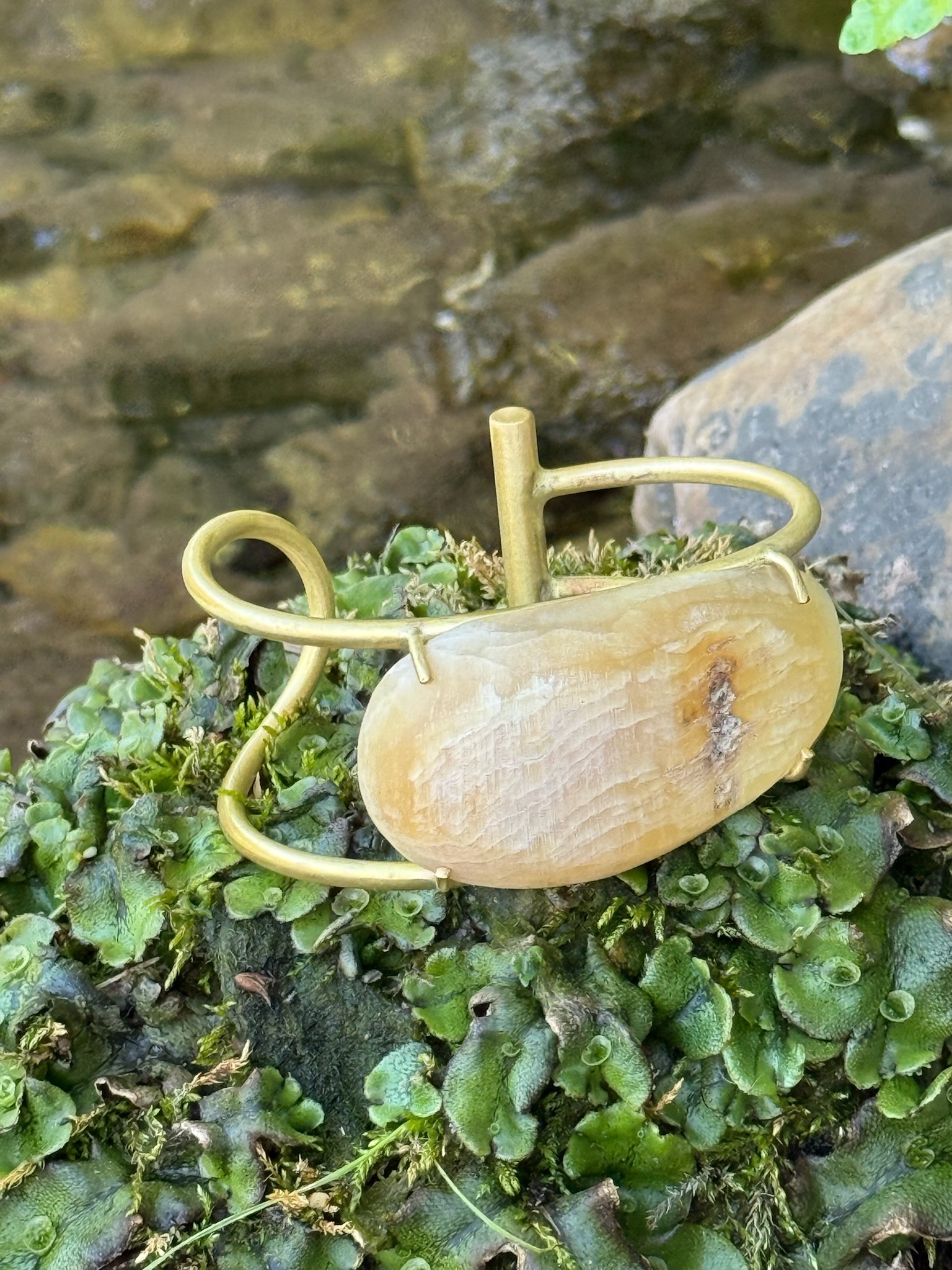 BUFFALO HORN on BRASS Wire Cuff