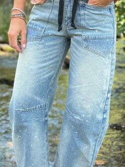 HORSESHOE JEANS w/ BELT