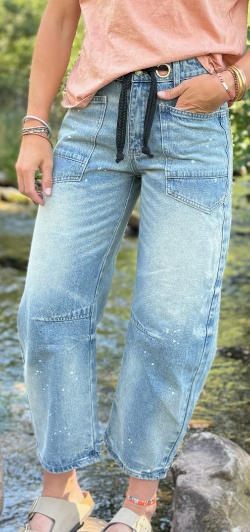 HORSESHOE JEANS w/ BELT