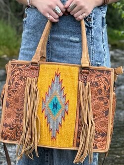 LEATHER & WOOL Hand Tooled Tote The GOLDEN HOUR LSW