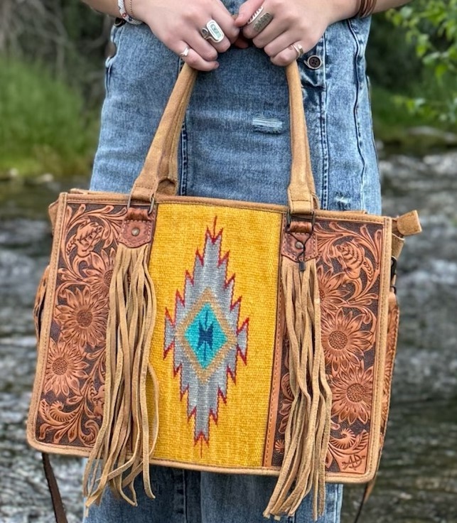 LEATHER & WOOL Hand Tooled Tote The GOLDEN HOUR LSW