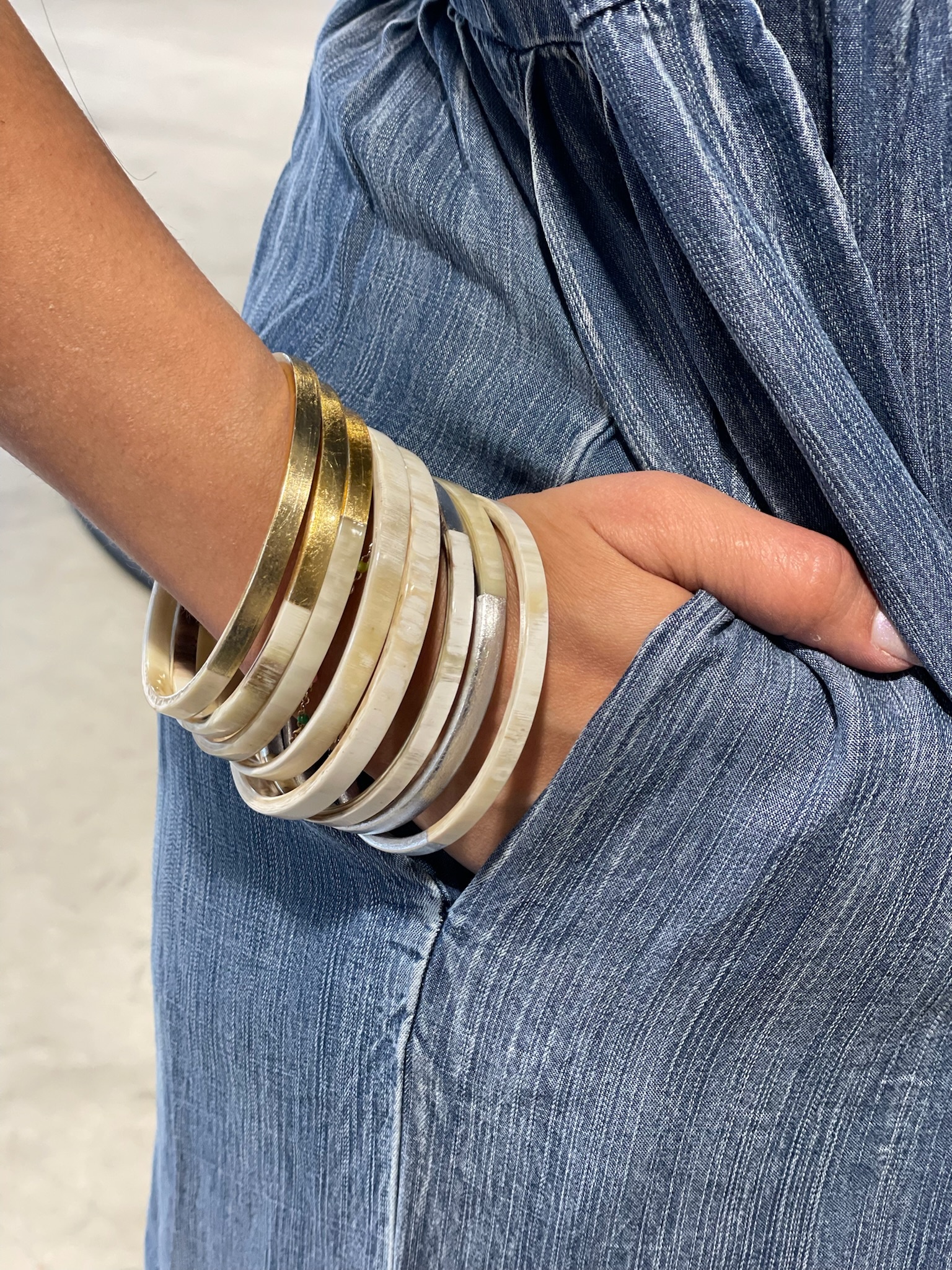 BUFFALO HORN Bangle with Gold or Silver