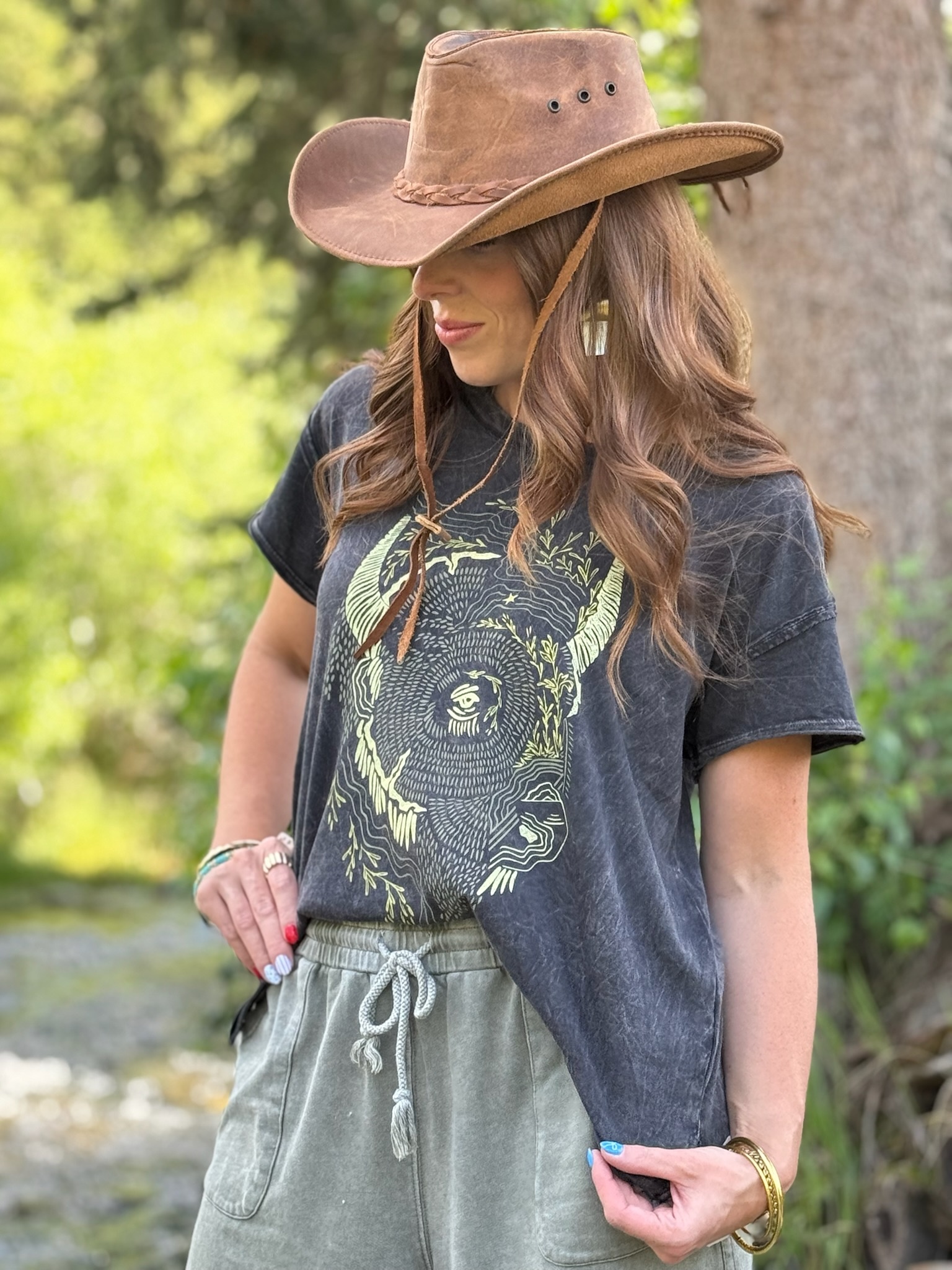 EMBELLISHED BISON Tshirt
