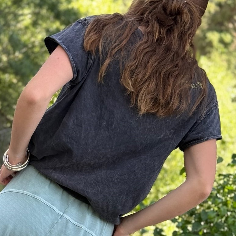 EMBELLISHED BISON Tshirt