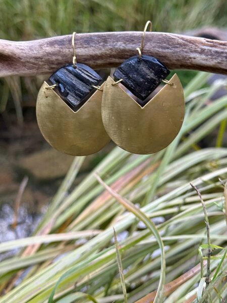 BUFFALO HORN & BRASS Linked Oval Earrings