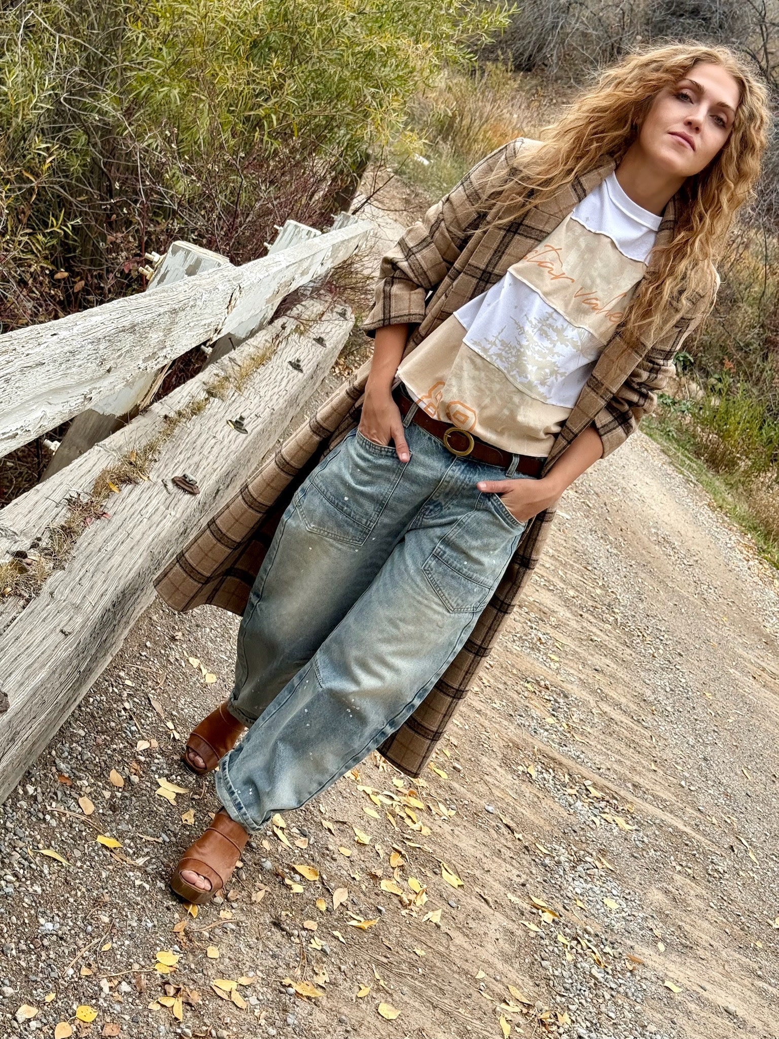 HORSESHOE JEANS w/ BELT