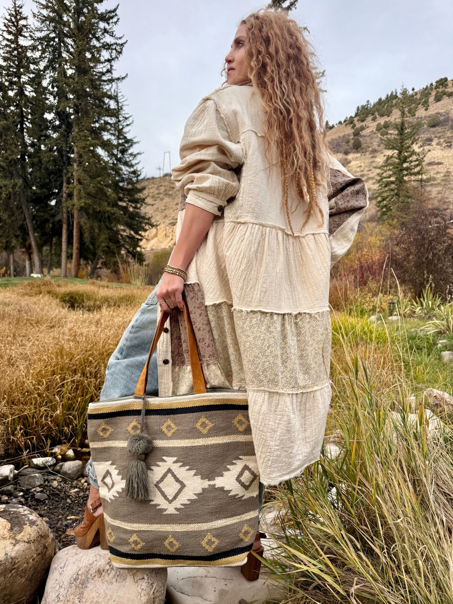 STAR VALLEY AZTEC Tote Taupe & Cream PCH
