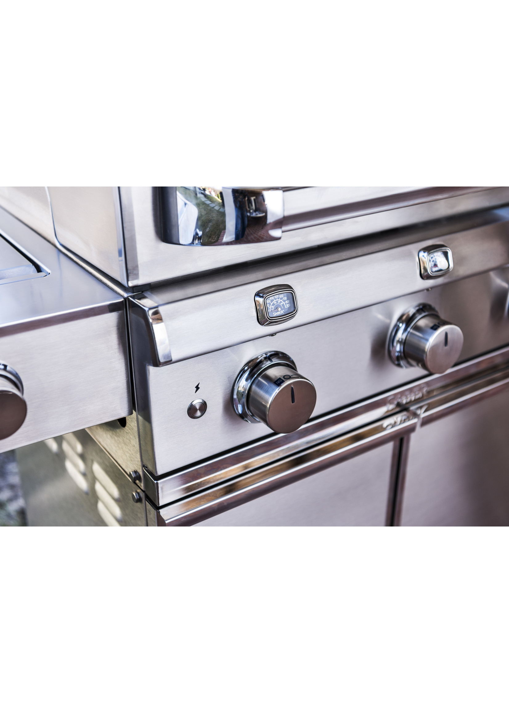 Saber Saber Elite Series 3-Burner Gas Grill