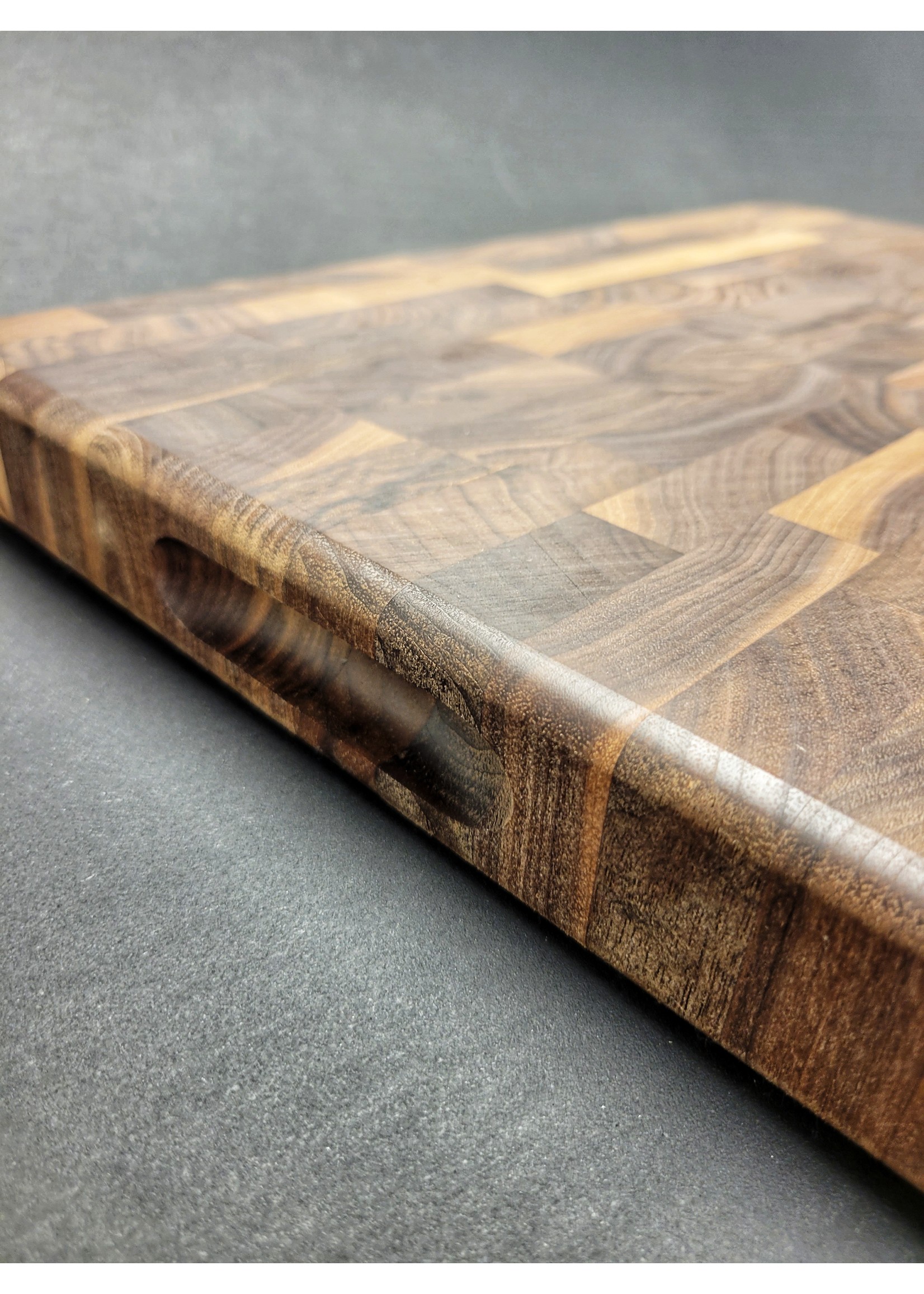 Walnut End Grain Cutting Board