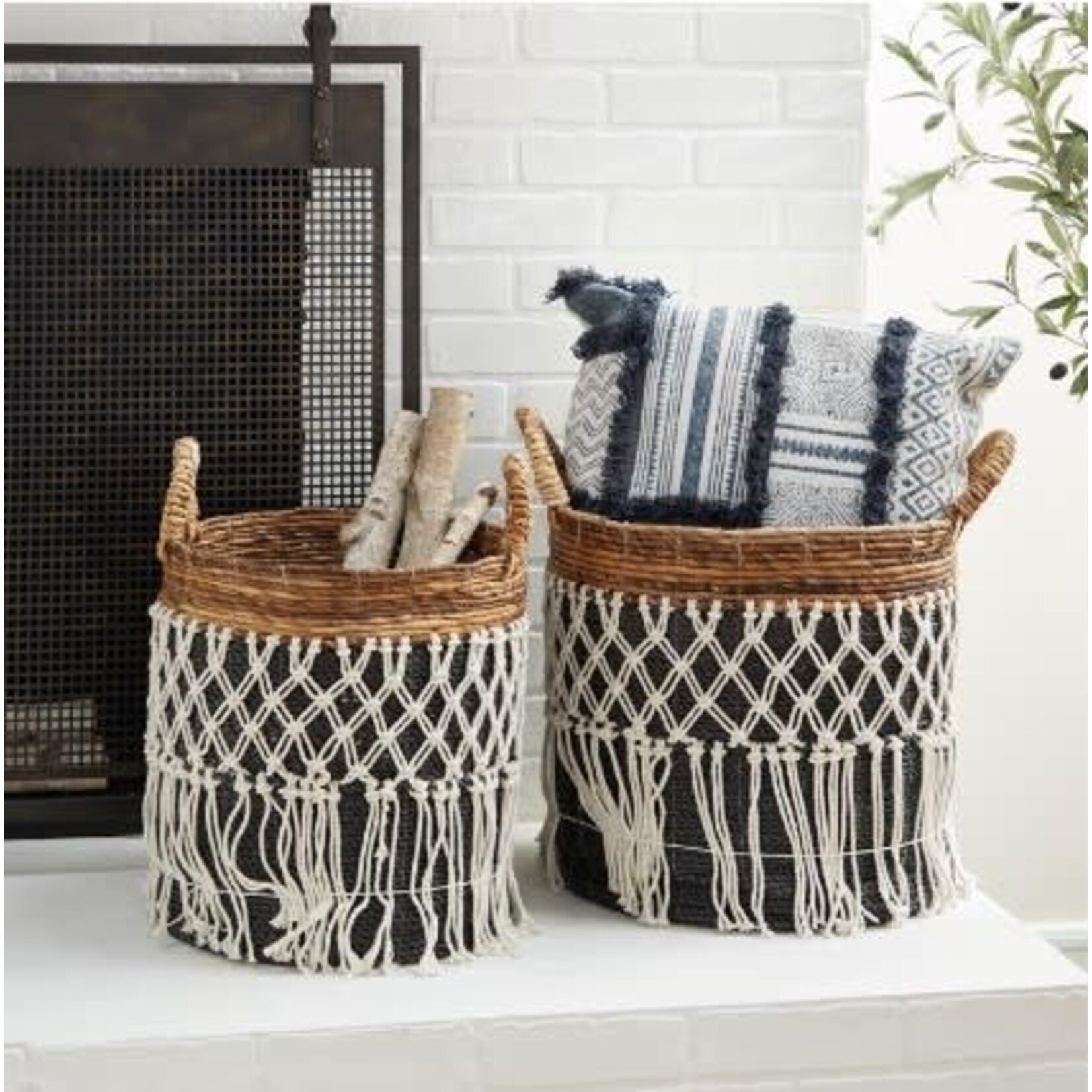 Uma Banana Leaf Baskets s/2