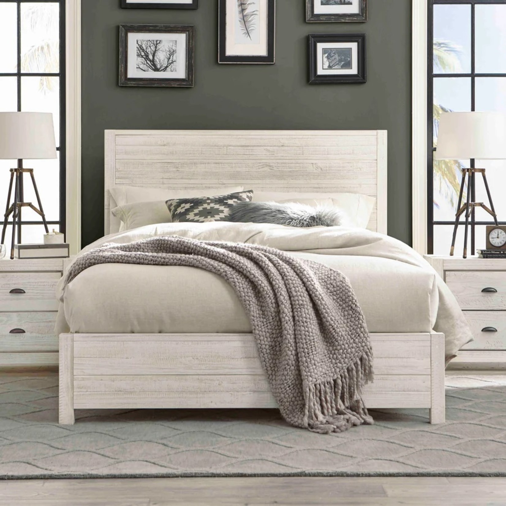 GrainWood Montauk Queen Panel Bed /Rustic Off White