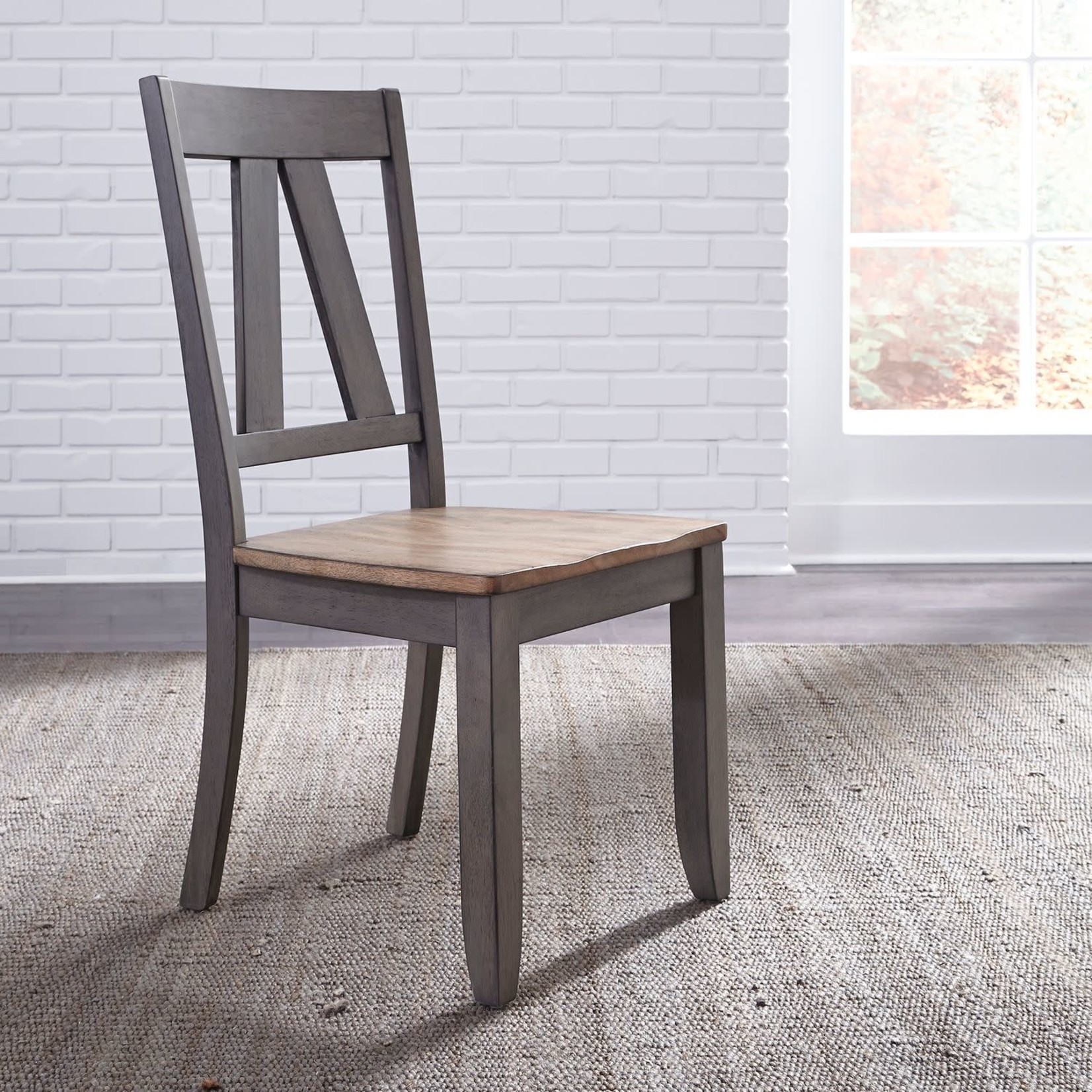 Liberty Furniture Lindsey Farm Splat Back Side Chair (K2L)