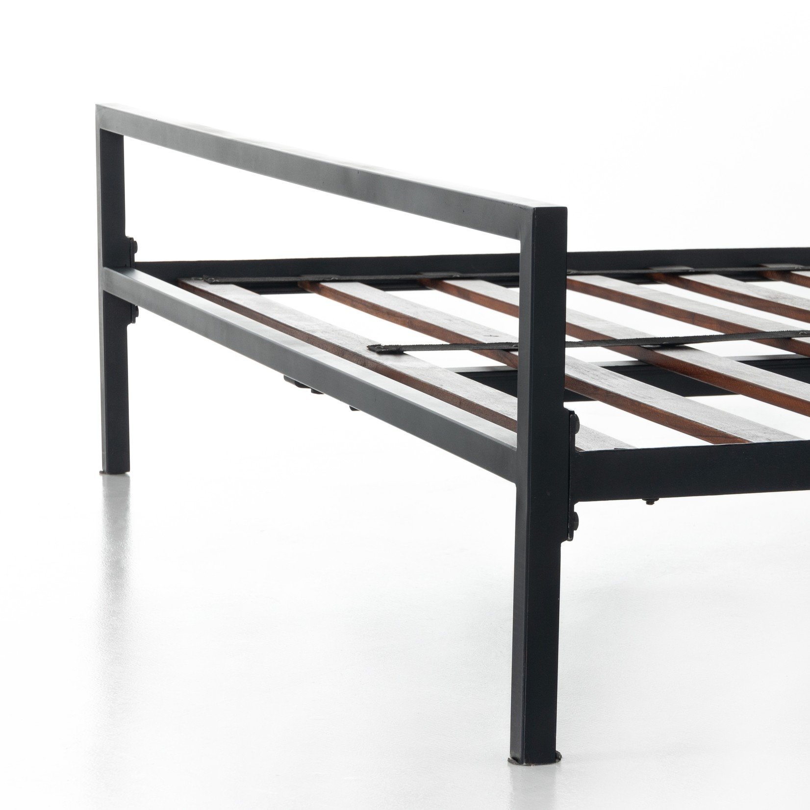 Four Hands CATO BED-SANDBLASTED VINTAGE BLACK-QUEEN