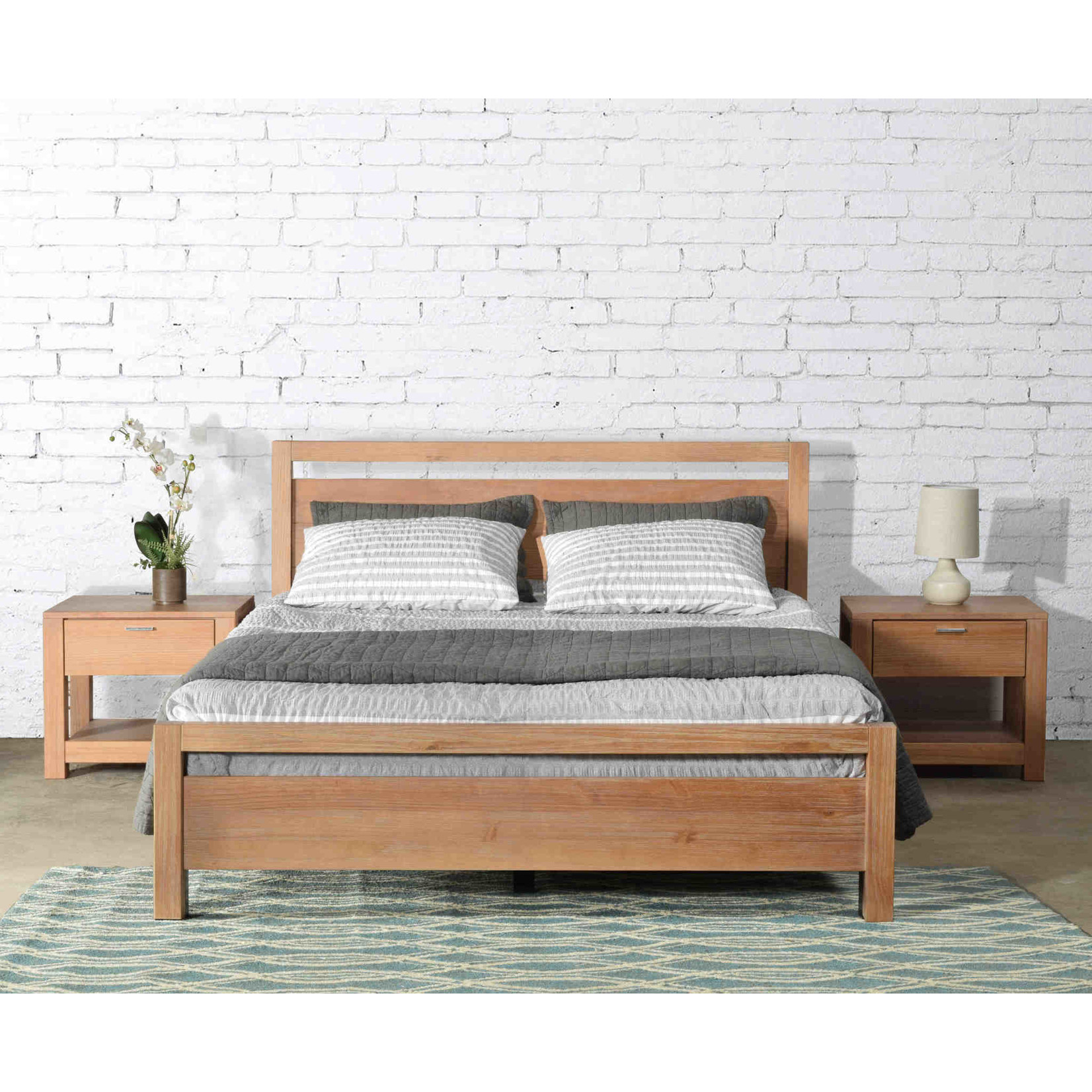 Loft Queen Platform Bed - Solid Wood -Acacia