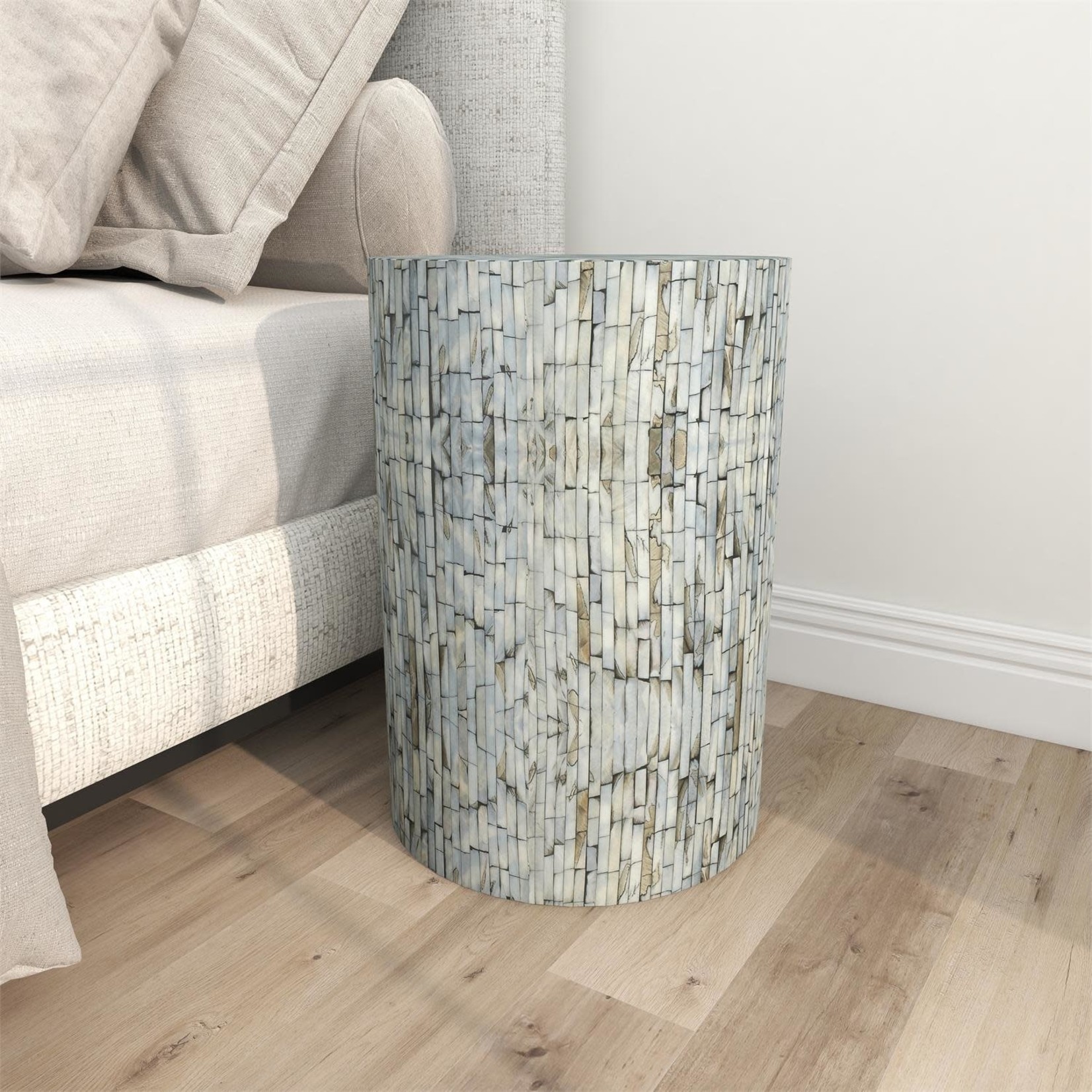 Uma Shell Accent Table 14"Wx20"H