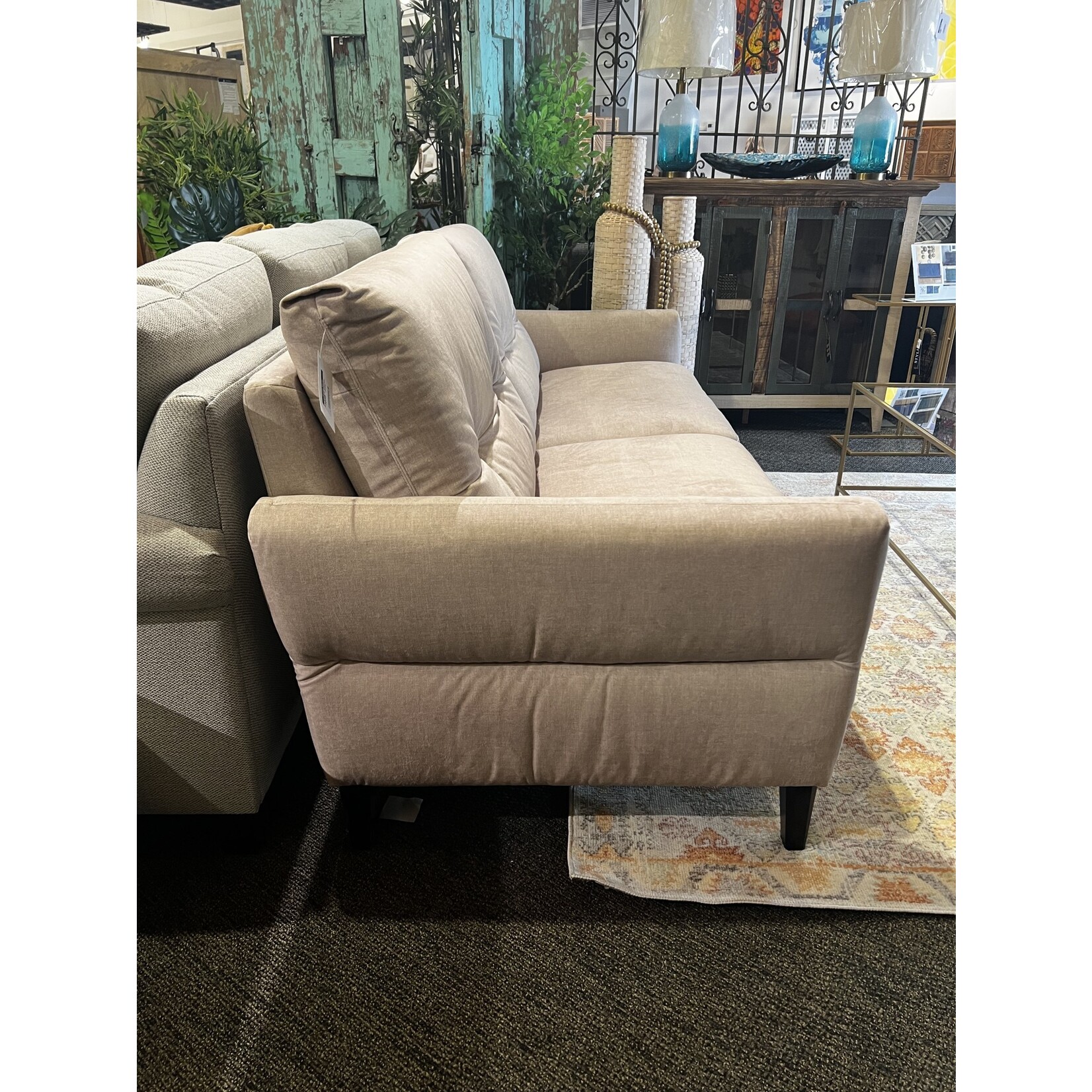 Leale Sofa 83" 78018001 Oyster