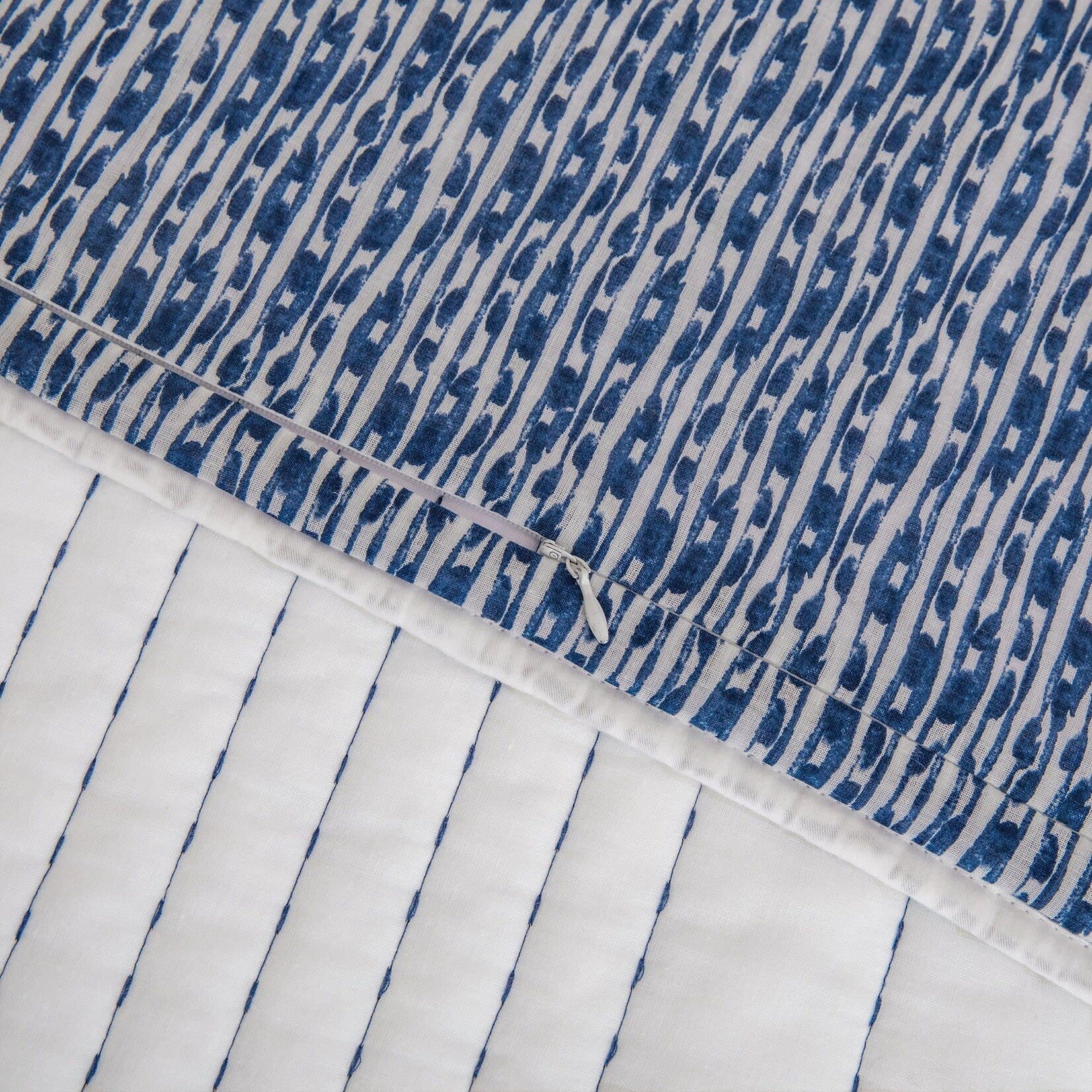 HiEnd Accents Staccato Reversible 3pc Quilt Set Full/Queen