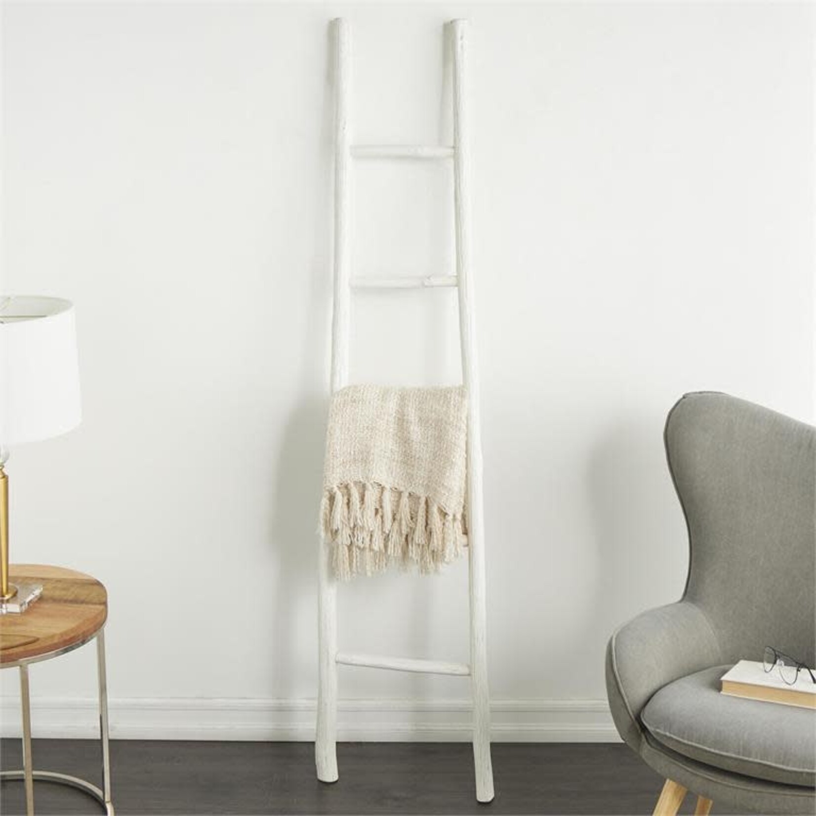 Uma Wood Ladder 18wx73h