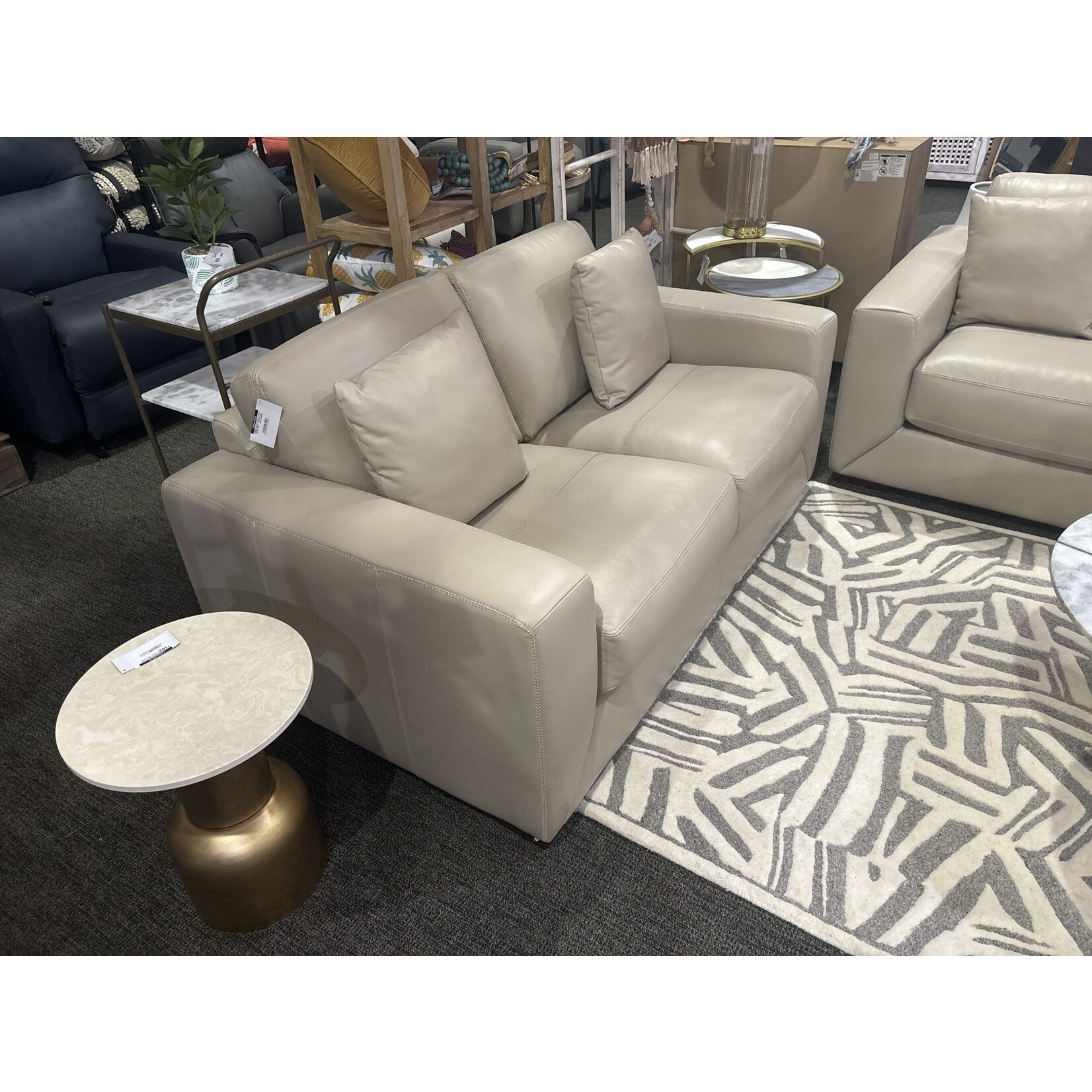 33474-2P Loveseat GLMS3105 Taupe Leather