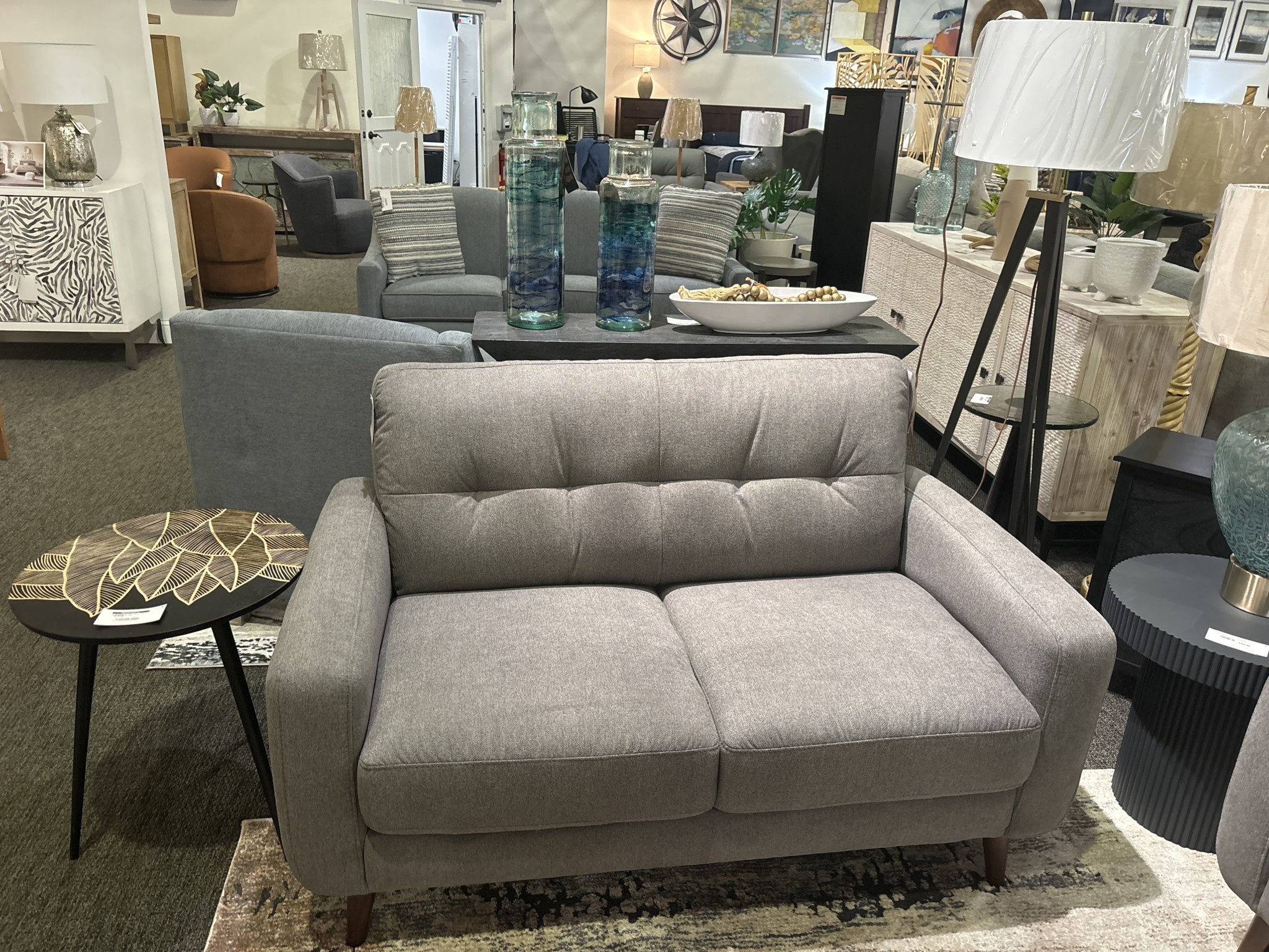 33912KDFK2P Loveseat F20TX2224 Metal Fabric (FW) Furniture Walk