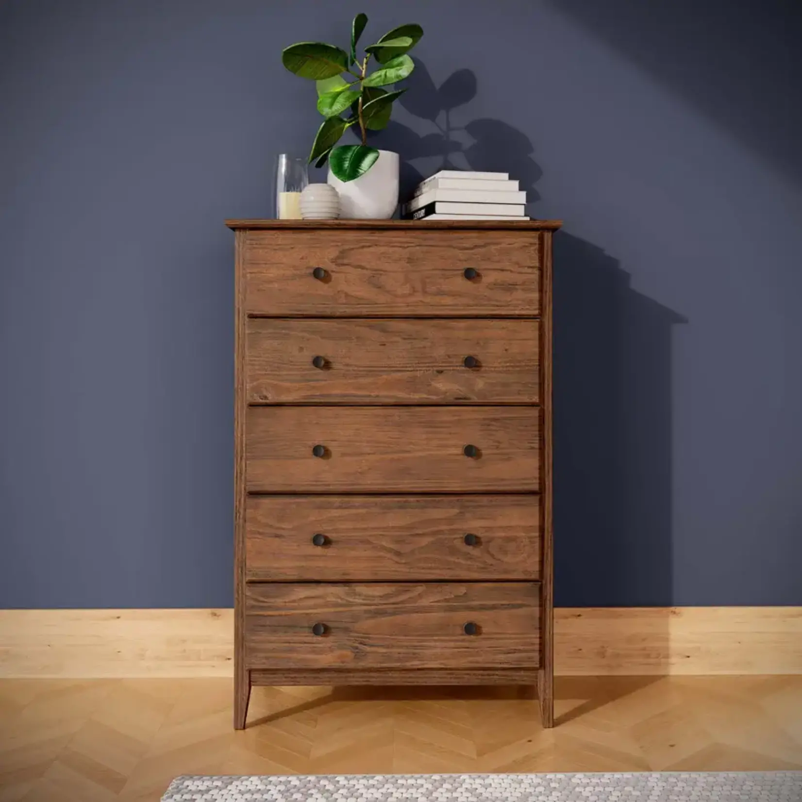 GrainWood Greenport 5 drawer Chest - Solid Wood - Finish brushed Walnut