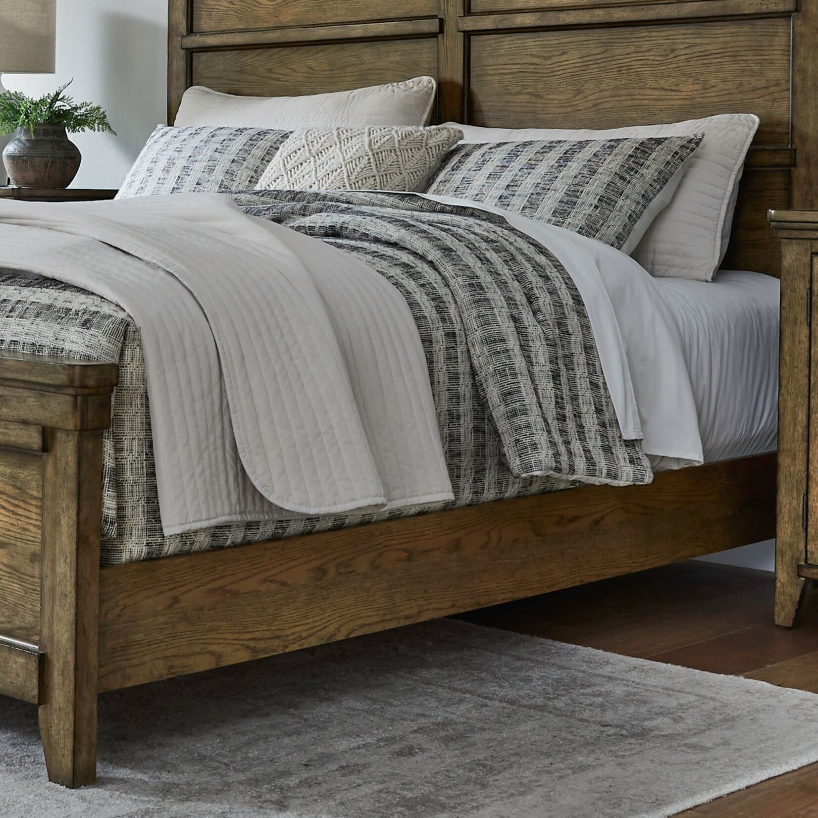 Liberty Furniture Carolina Park Queen Panel Bed