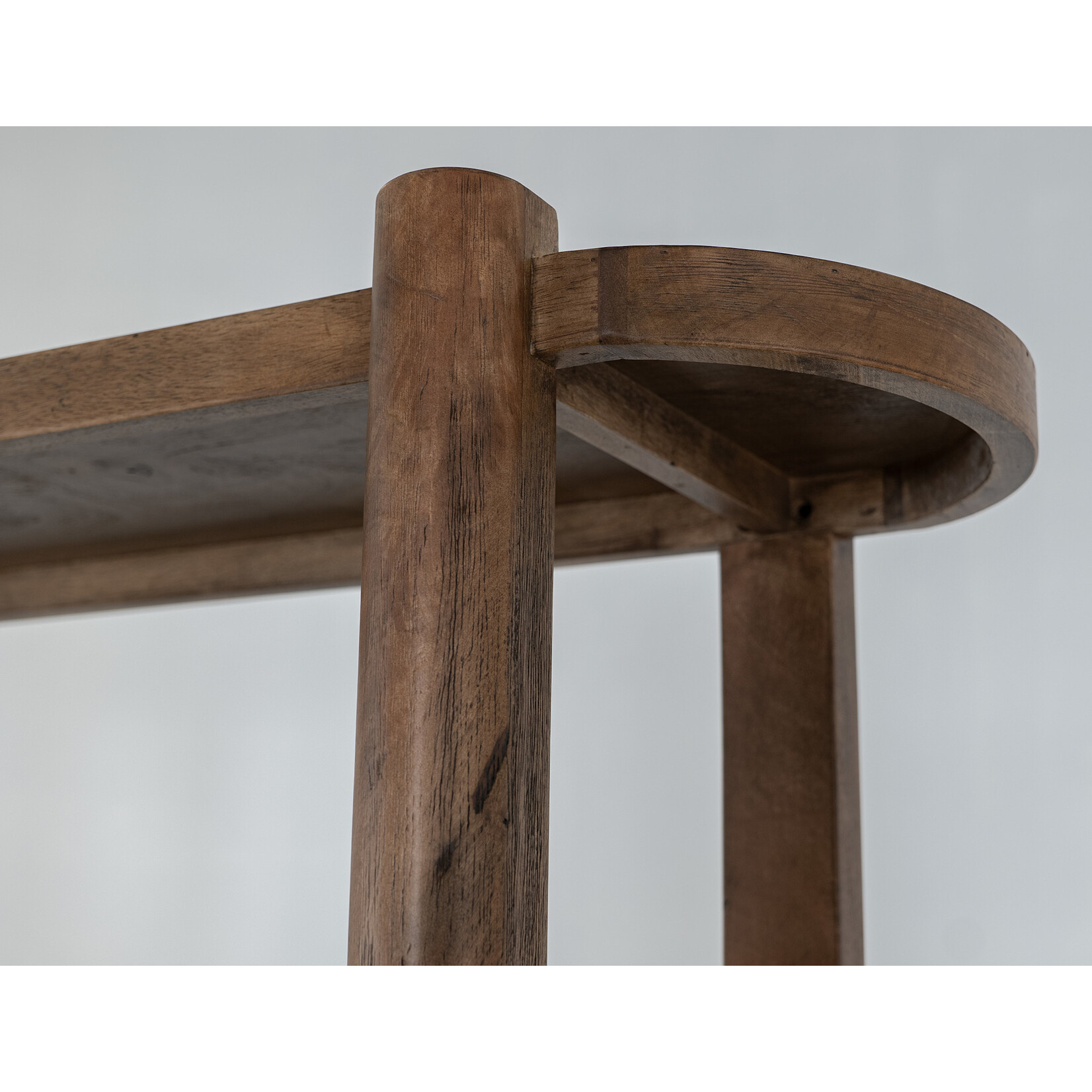 IFD Balam	Bookcase