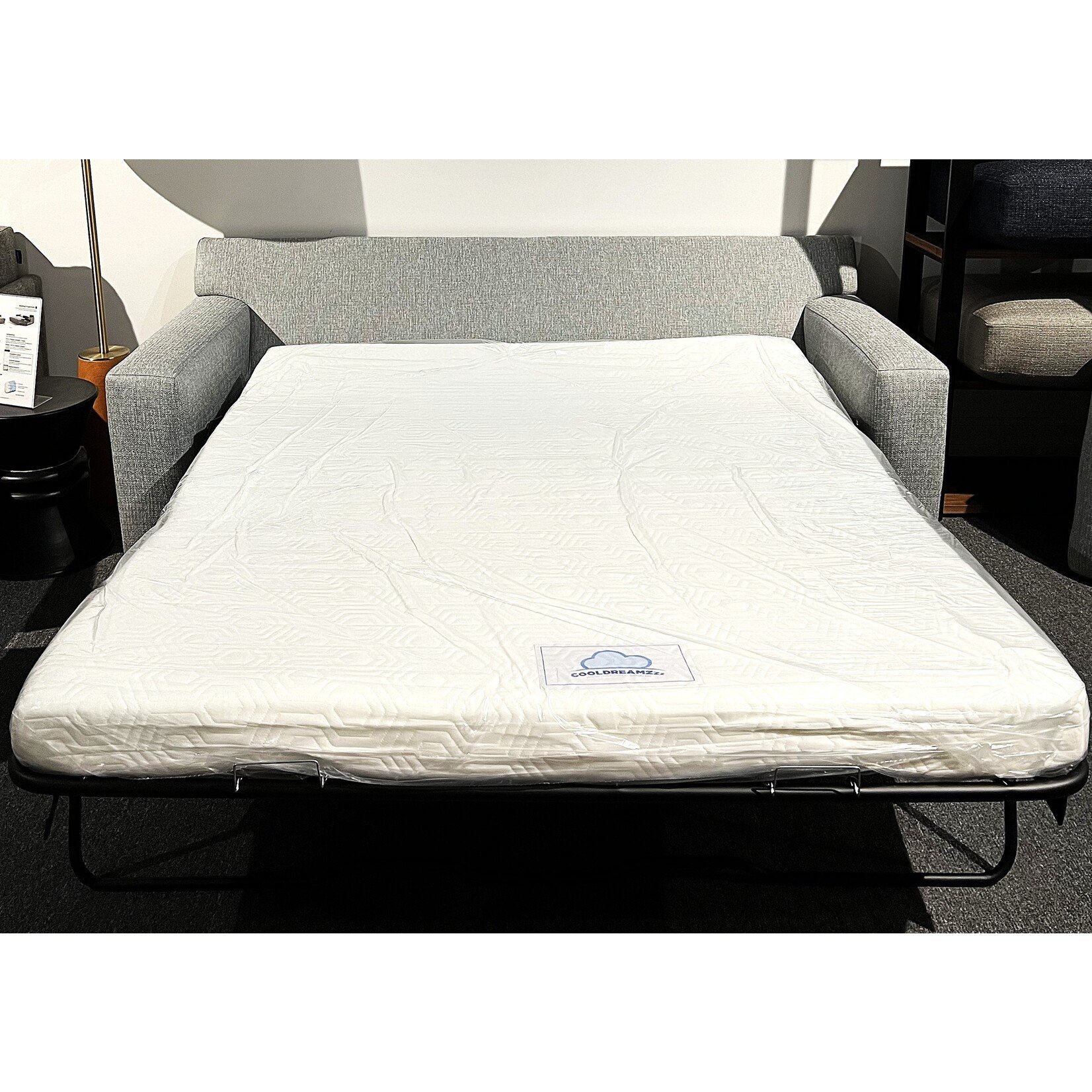 OvernightSofa 5090-Z Sugarshack Mist Queen Sleeper w/reversible Chaise