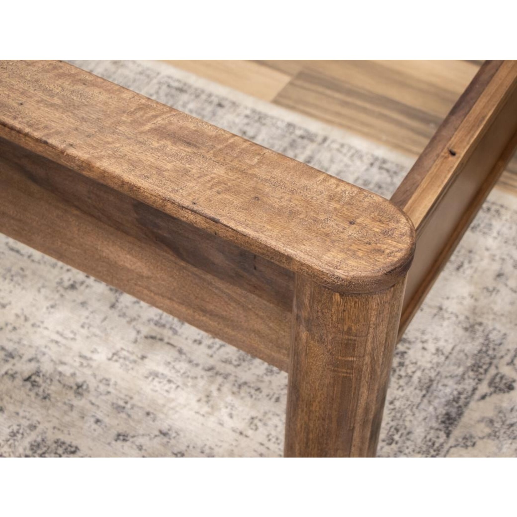 IFD Olimpia Queen Platform Bed Wood