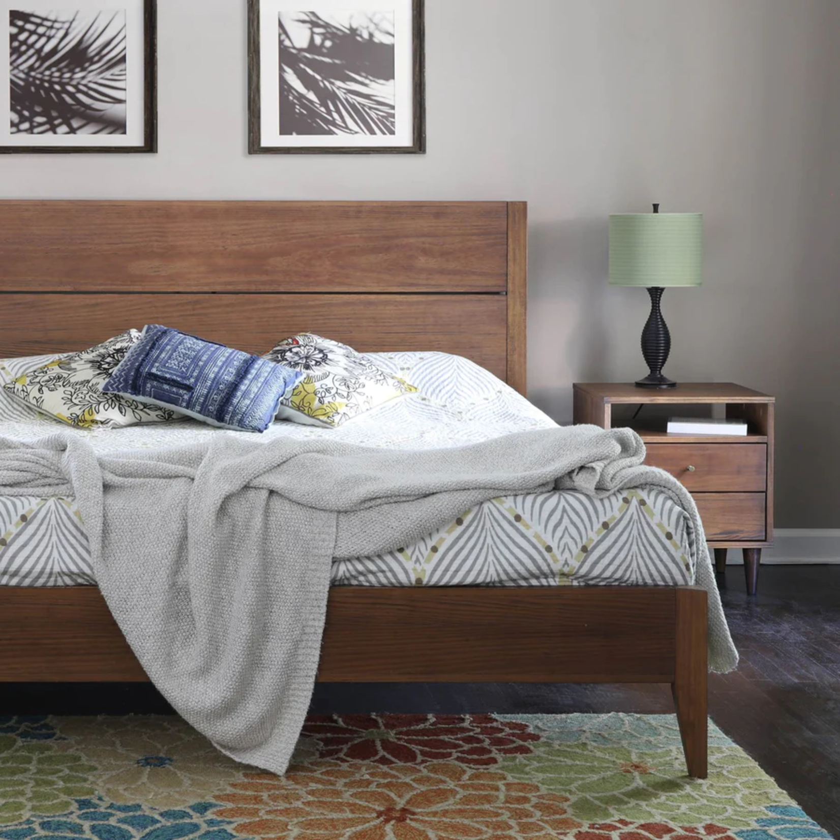 GrainWood MID CENTURY Queen Platform Bed - Solid Wood - Finish Brushed Walnut